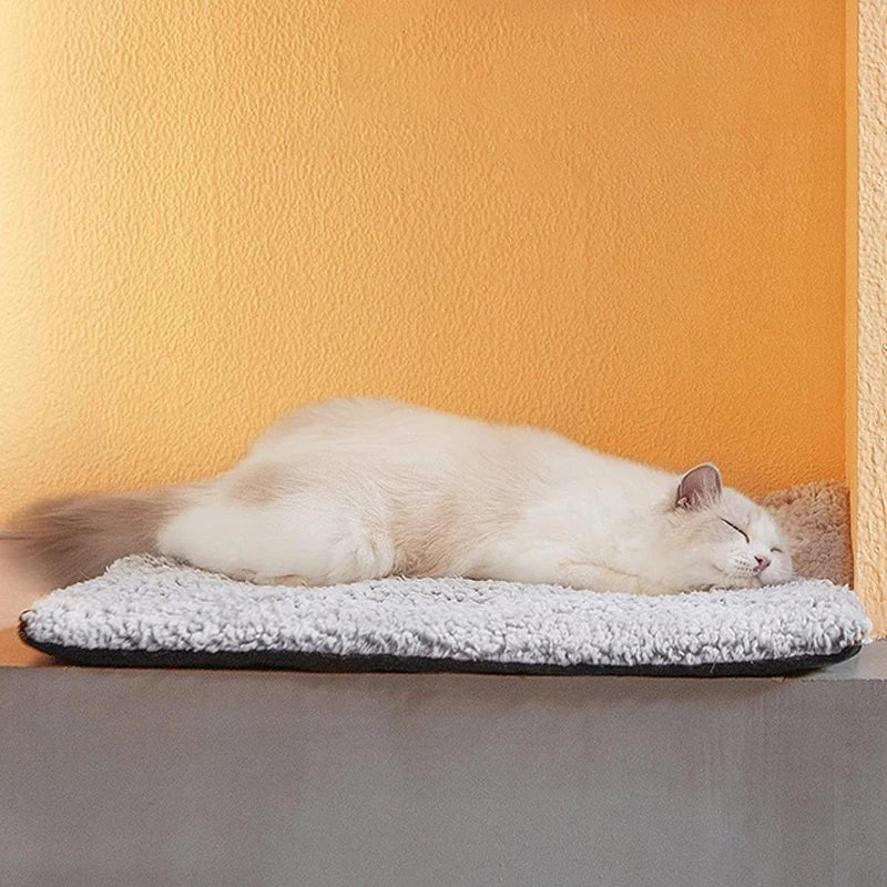Self Warming Pet Pads Blanket Puppy Self-Warming Pet Mat Reflects Pet Body Heat Pet Warmer Pad for Constant Temperature Washable